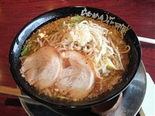 嵐げんこつらあめんガッツ