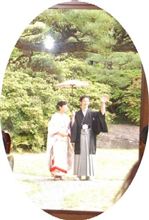 仲睦まじく