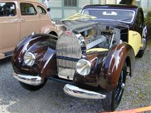 ブガッティの美しさ        Beauty of the Bugatti