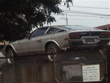 廃車置場に 