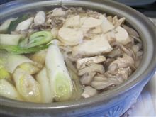 今日のランチは、スマ僧手作り「せんべい汁」