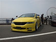 私は車椅子スペースに… 私は車椅子スペースに…