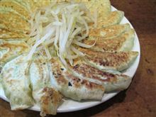 今日のディナーは、浜松餃子「むつぎく」餃子特大（20個） 1,150円