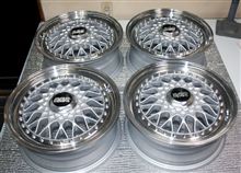 根強い人気で品薄のピッチ100-4HのBBS-RS15インチ 根強い人気で品薄のピッチ100-4HのBBS-RS15インチ