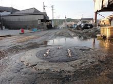 満潮時に噴くマンホール　石巻