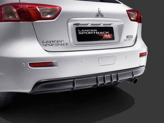 Mitsubishi Lancer Sportback RA Edition － only 100 units