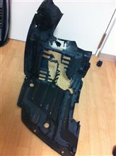 アンダーカバー 破損 アンダーカバー 破損