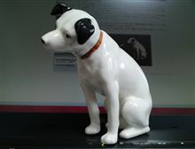 His Master&#39;s Voice