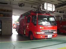 消防車だよぉ・・・
