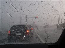 ゲリラ滝雨　・・・o(▼_▼θ