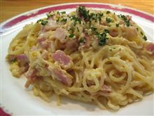 今日のランチは、「HASHIYA」ベーコンとタマゴのスパゲッティー