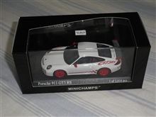 2016分の１のミニカーゲットしました。