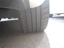 おぉ、タイヤが熱い