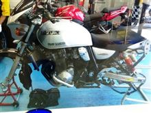 電気自動車(&バイクメンテ) 電気自動車(&バイクメンテ)