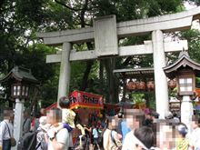 祭りの日のディーラー