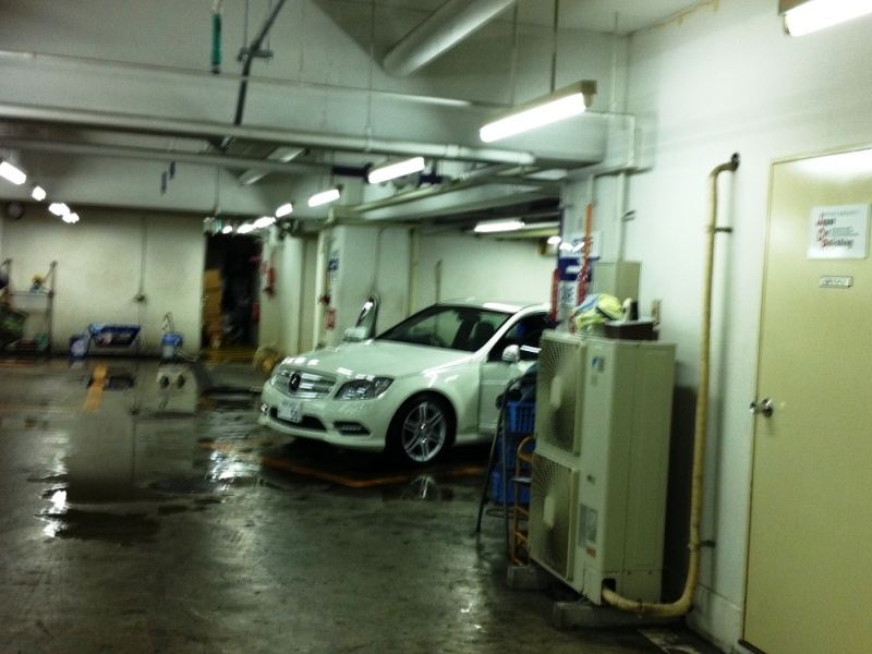 洗車 コーティング 2回目 伊勢丹本館 Japan Car Polishing Hediのブログ Bmw3iで だらだら行くべぇ 今夜も夜ふかし みんカラ