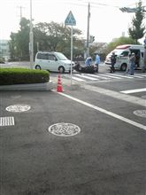 朝の事故