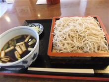 お昼はお蕎麦に♪