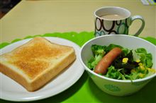 美味なる物には音がある朝食。