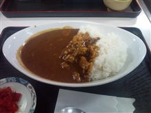 市場食堂のシーフードカレー！