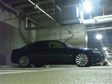 写真撮影に使えそうな、渋い地下駐車場ないかな･･･