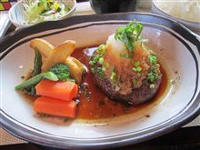 今回のハンバーグは和風の定番♪