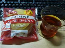 ヤマザキ ホットケーキサンド メープル＆マーガリン