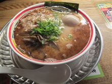 今日のディナーは、「じゃんがら」こぼんしゃん700円＋半熟味玉子120円＋替玉150円