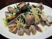今日のランチは、「LA SCARPETTA」あさり,無農薬ほうれんそうのクリームソース