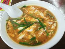 さすがに汗だくの辛麺屋　輪（りん）