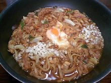 今日のお昼ゴハンは…