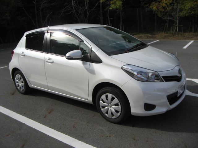 代車 ヴィッツ試乗 こまじろうのブログ こころは しとろえん 現在新生dsとメルセデスに留学中 みんカラ 代車 ヴィッツ試乗 こまじろうのブログ こころは しとろえん 現在新生dsとメルセデスに留学中 みんカラ