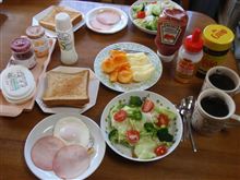 ＾～＾*//　モンチの朝＆昼メニュー・・・♪