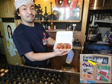 今月はガーリックトマトたこ焼き！