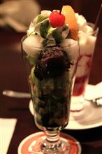 抹茶パフェ