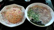 お昼はやっぱり…