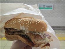 今日のディナーは、「ダブルマックリブ セット」740円
