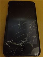 やってしまいましたぁ。。。スマホが。。。