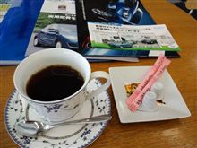 カレンダーをもらいに来てます