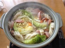 今日は寒かったので鍋！！