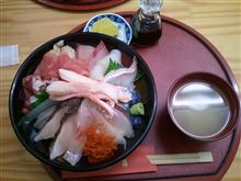 海鮮丼