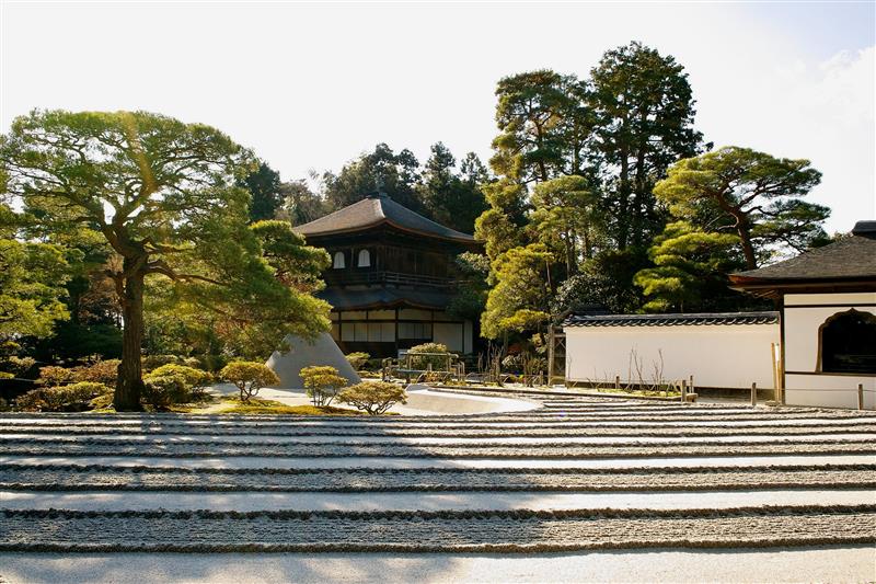 足利義政の作った銀閣寺 東山慈照寺 雪景色の銀閣 金閣 18 10 10 加筆 カクシカおじさんのブログ 目指せ 月まで380000km みんカラ