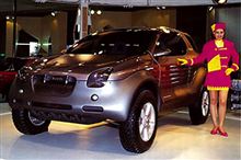 ビークロス (VehiCROSS) は、やはり未来の車？