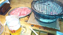 煙が目に…ビールが…(笑)