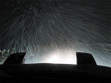 吹雪で前が見えません(汗)。