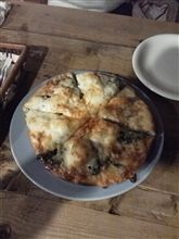 お昼は…