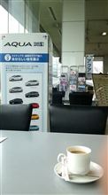 ディーラーへ…