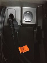 iPodの接続ケーブル