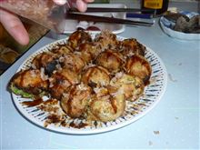 お昼は自宅たこ焼き♪