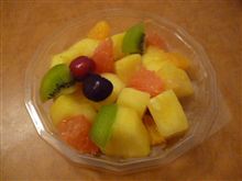 果物も食べないとね(~o~)